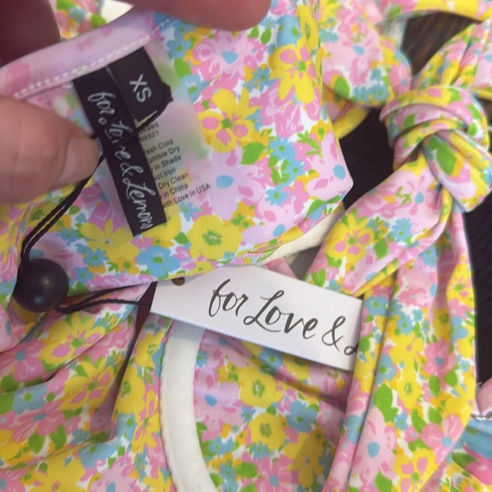 For love and lemons one piece floral swimsuit Sz XS